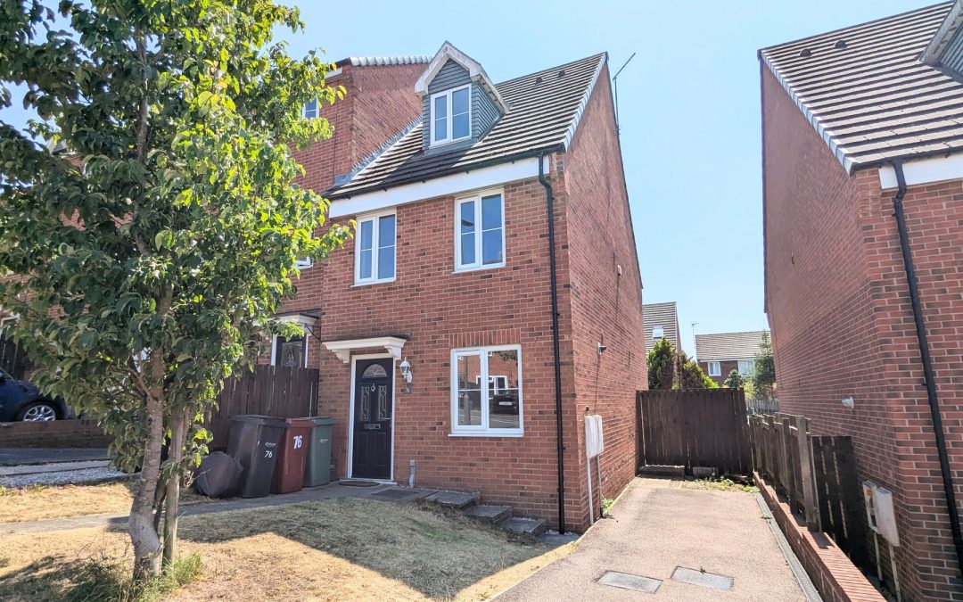 East Street, Doe Lea, S44