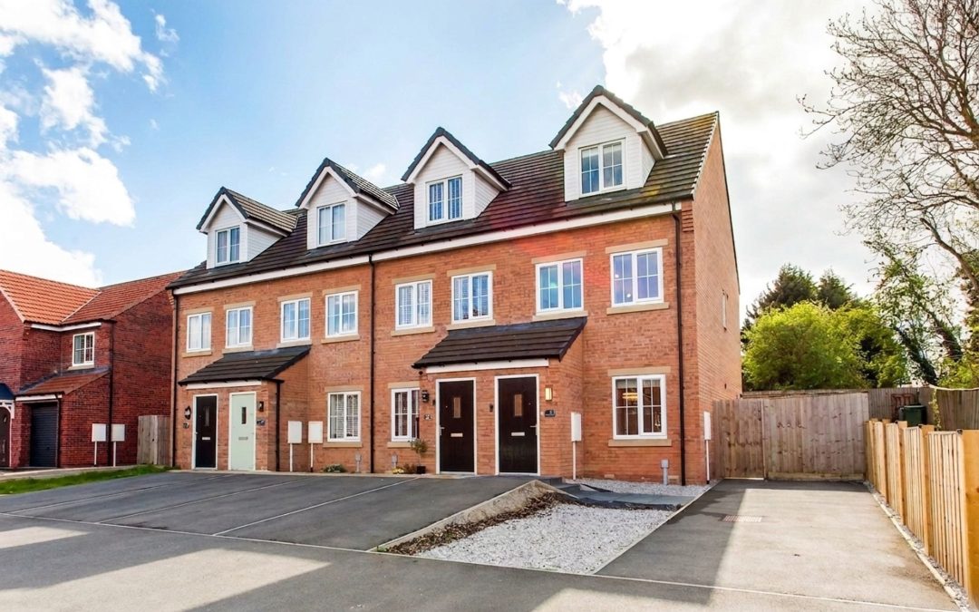 Almond Avenue, Barlborough, S43