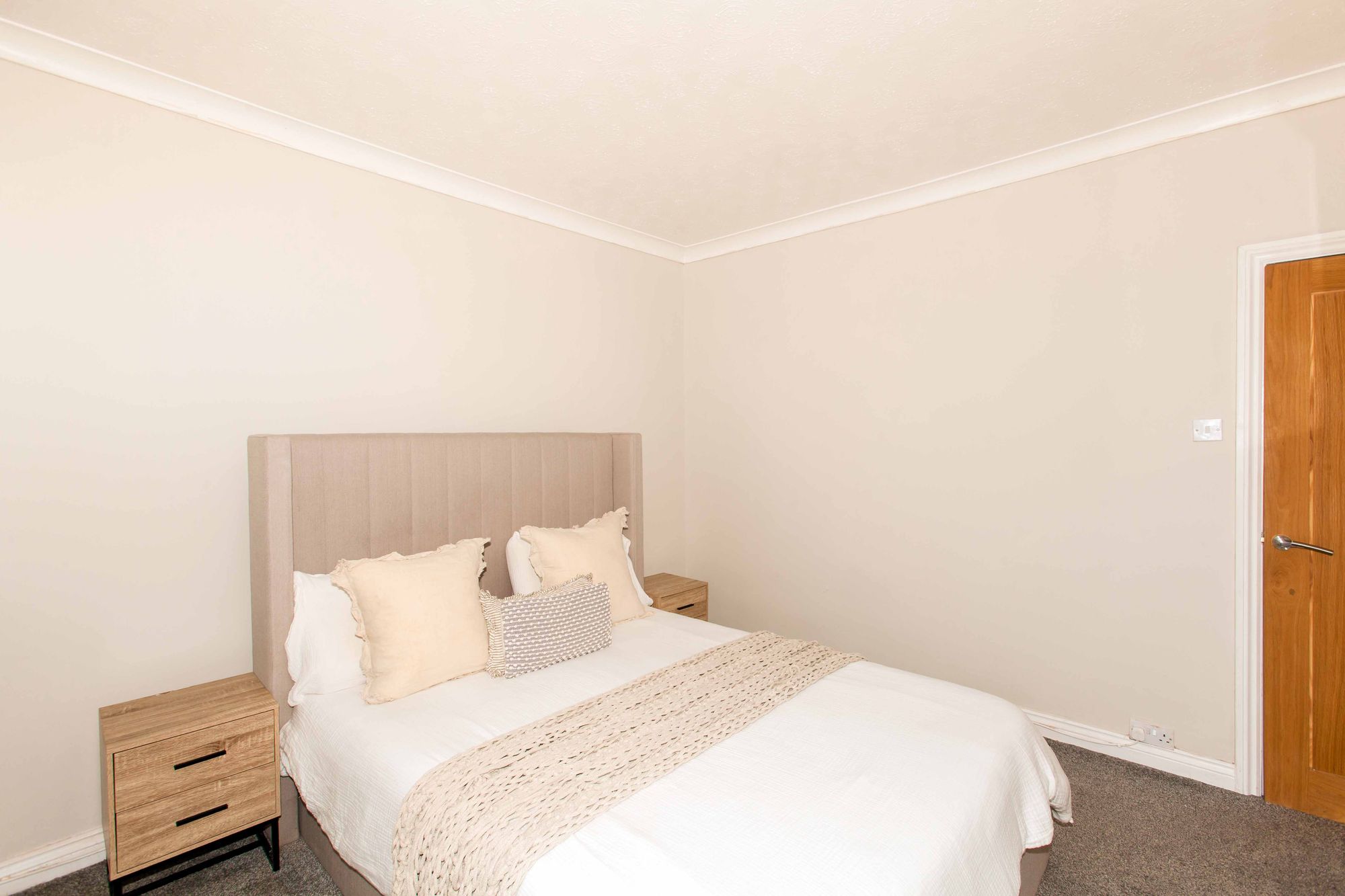 7RotherhamRoad19.jpg