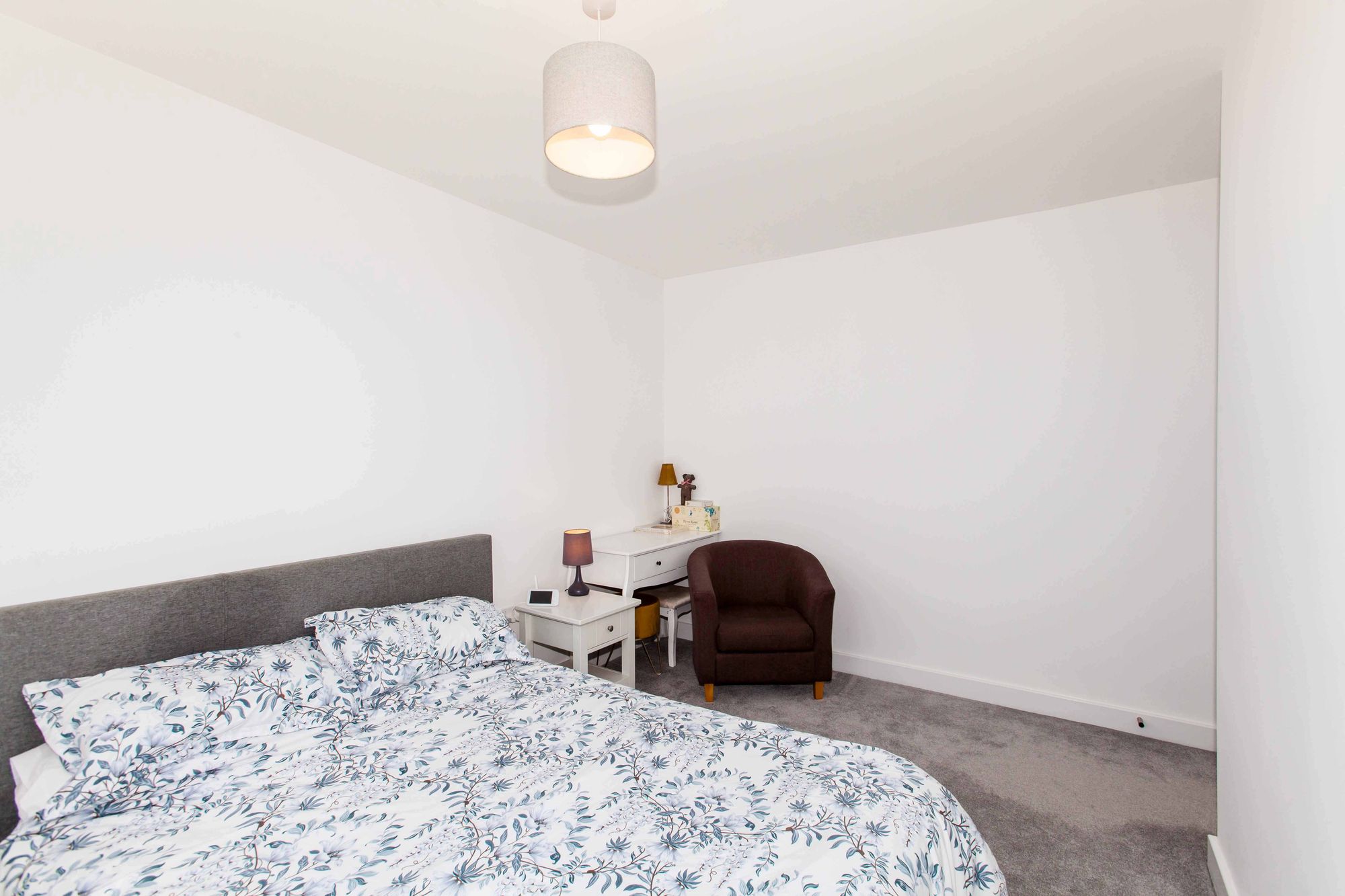 12PondHouseView18.jpg
