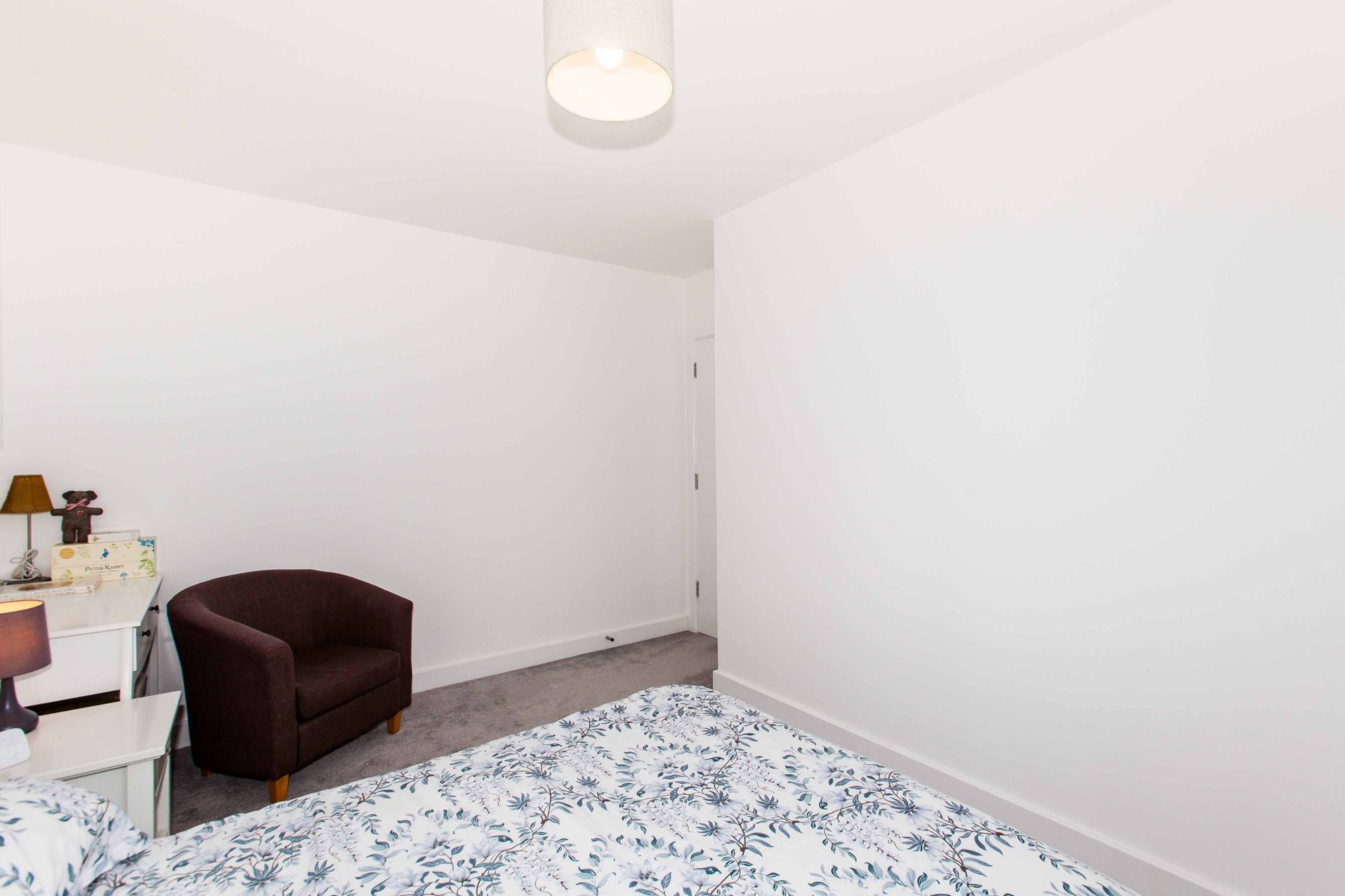 12PondHouseView19.jpg