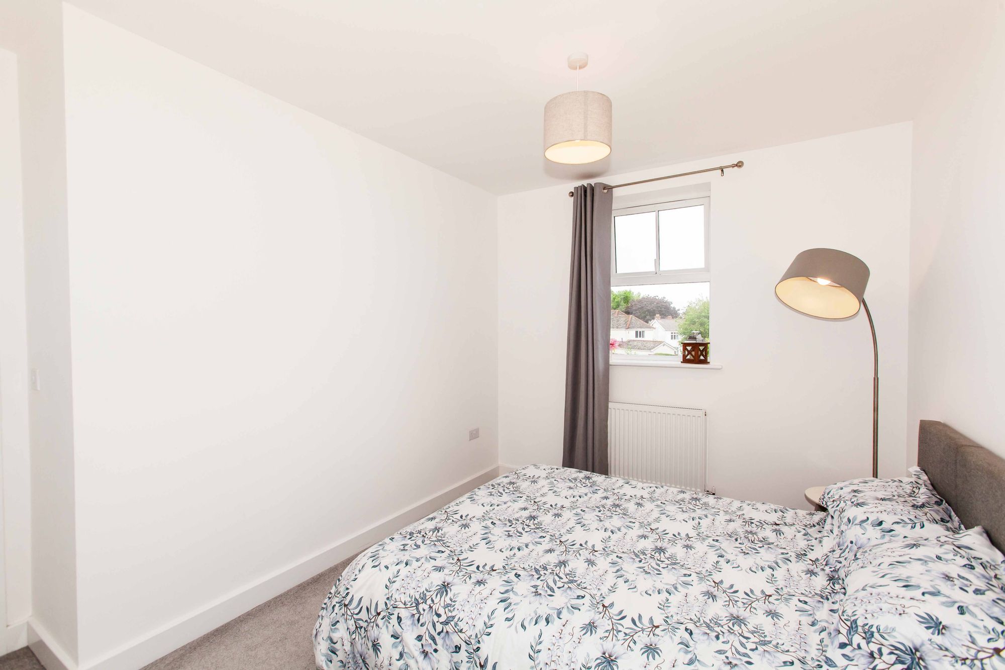 12PondHouseView20.jpg