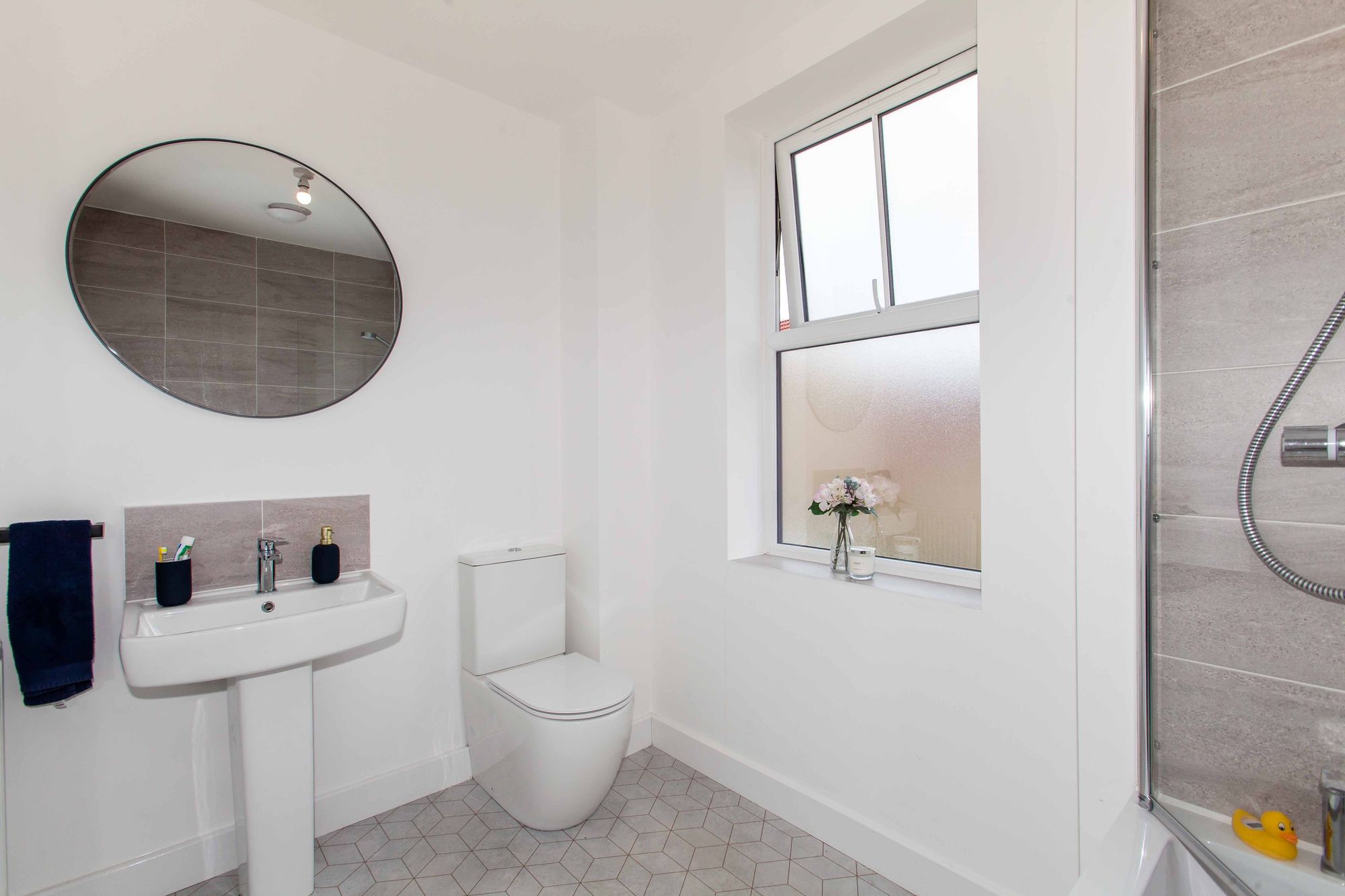 12PondHouseView28.jpg