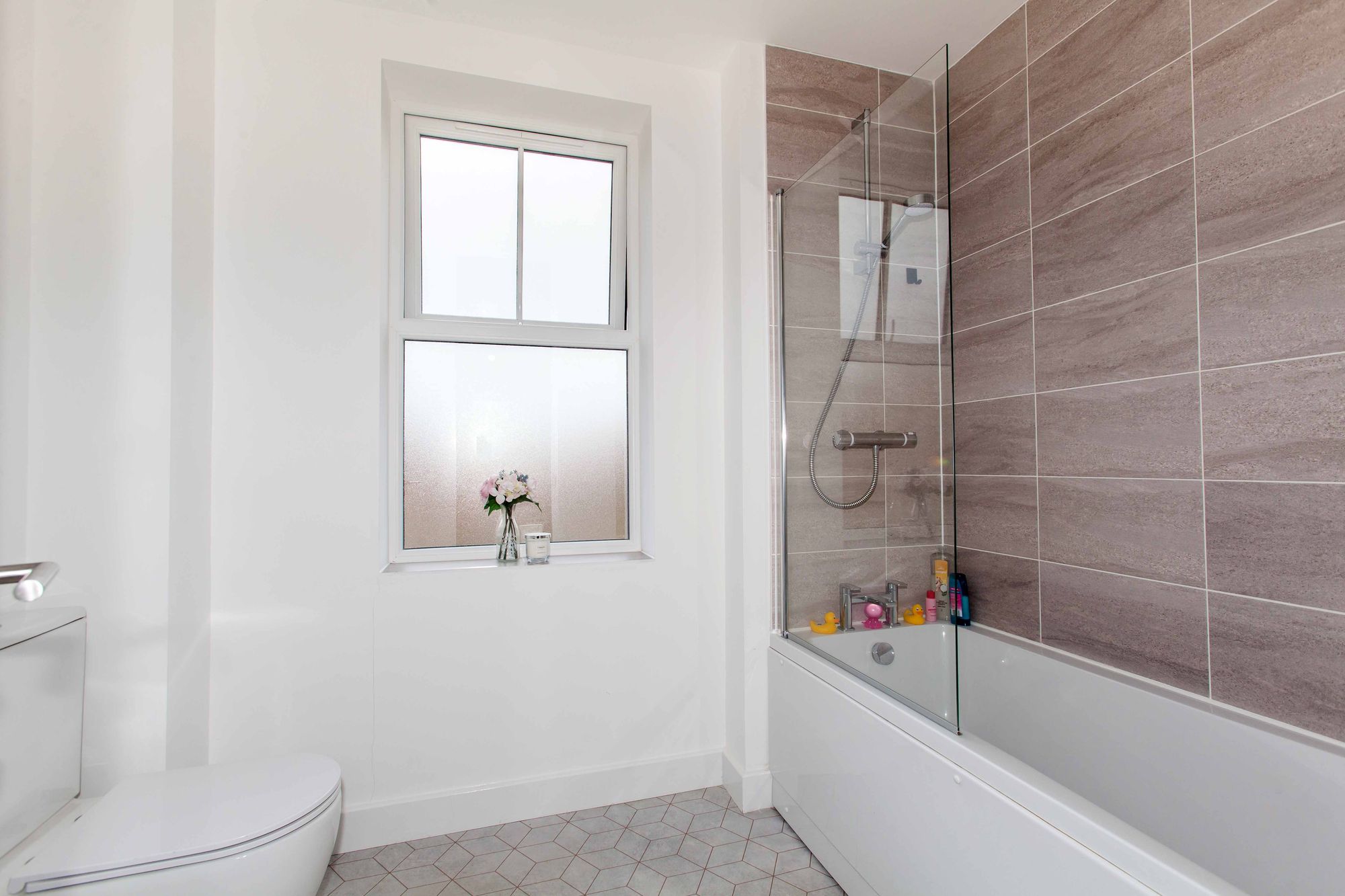12PondHouseView29.jpg