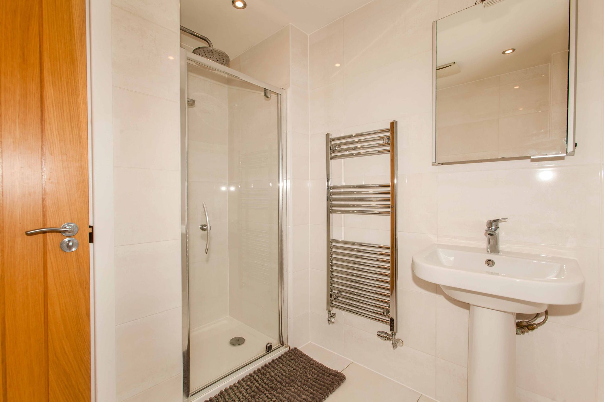26HawkeBrookClose14.jpg