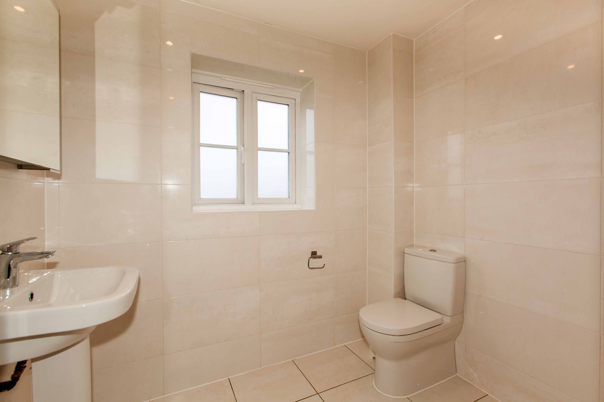 26HawkeBrookClose15.jpg