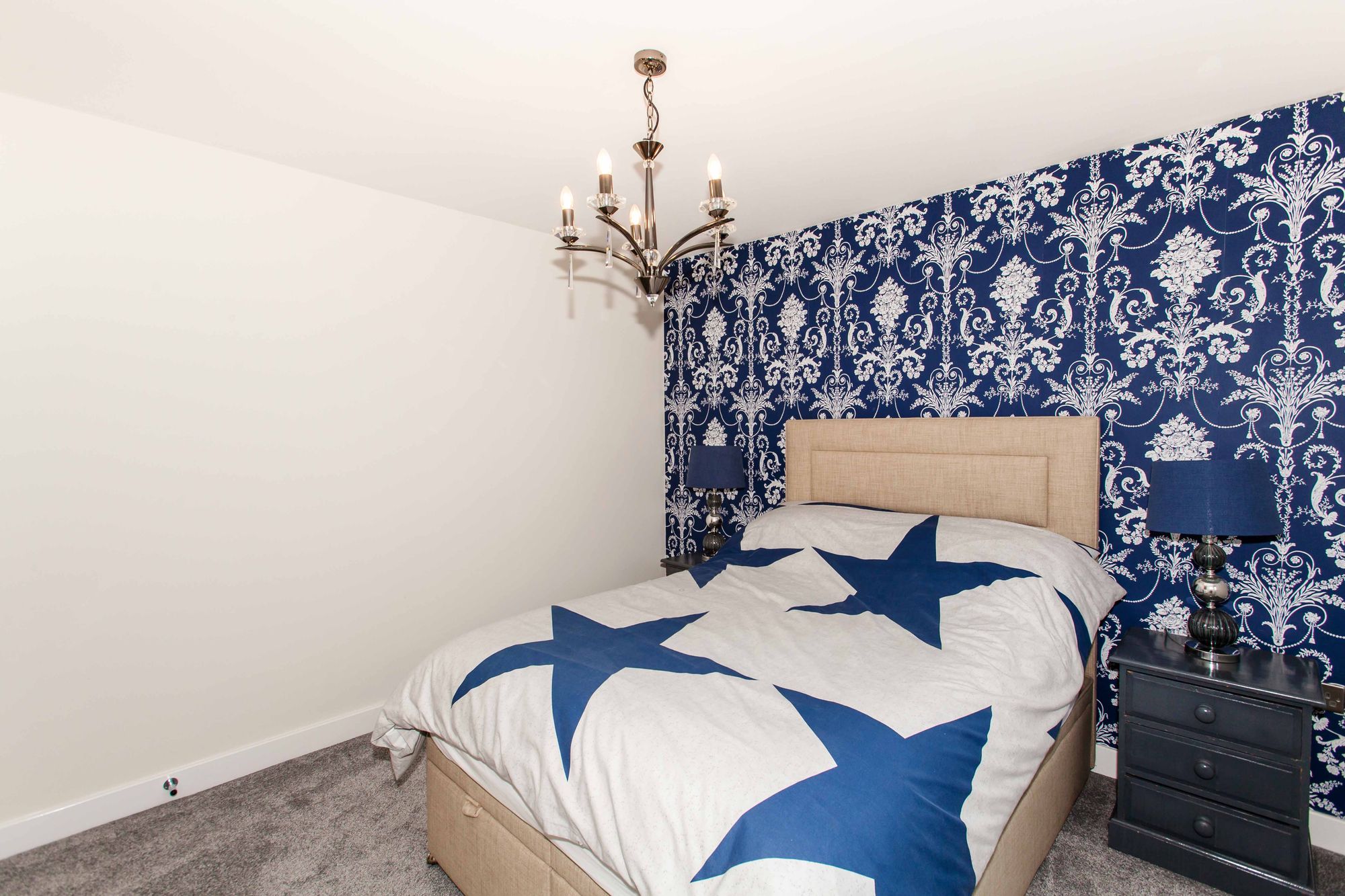 26HawkeBrookClose18.jpg