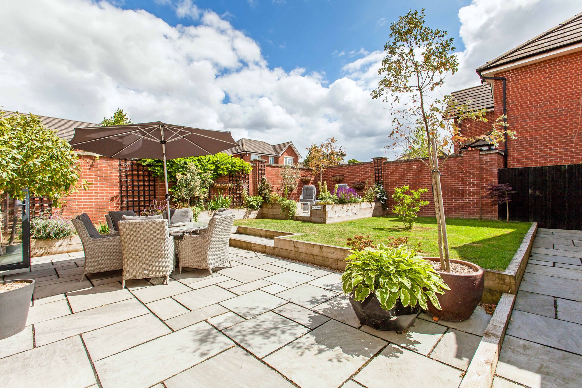 26HawkeBrookClose3.jpg