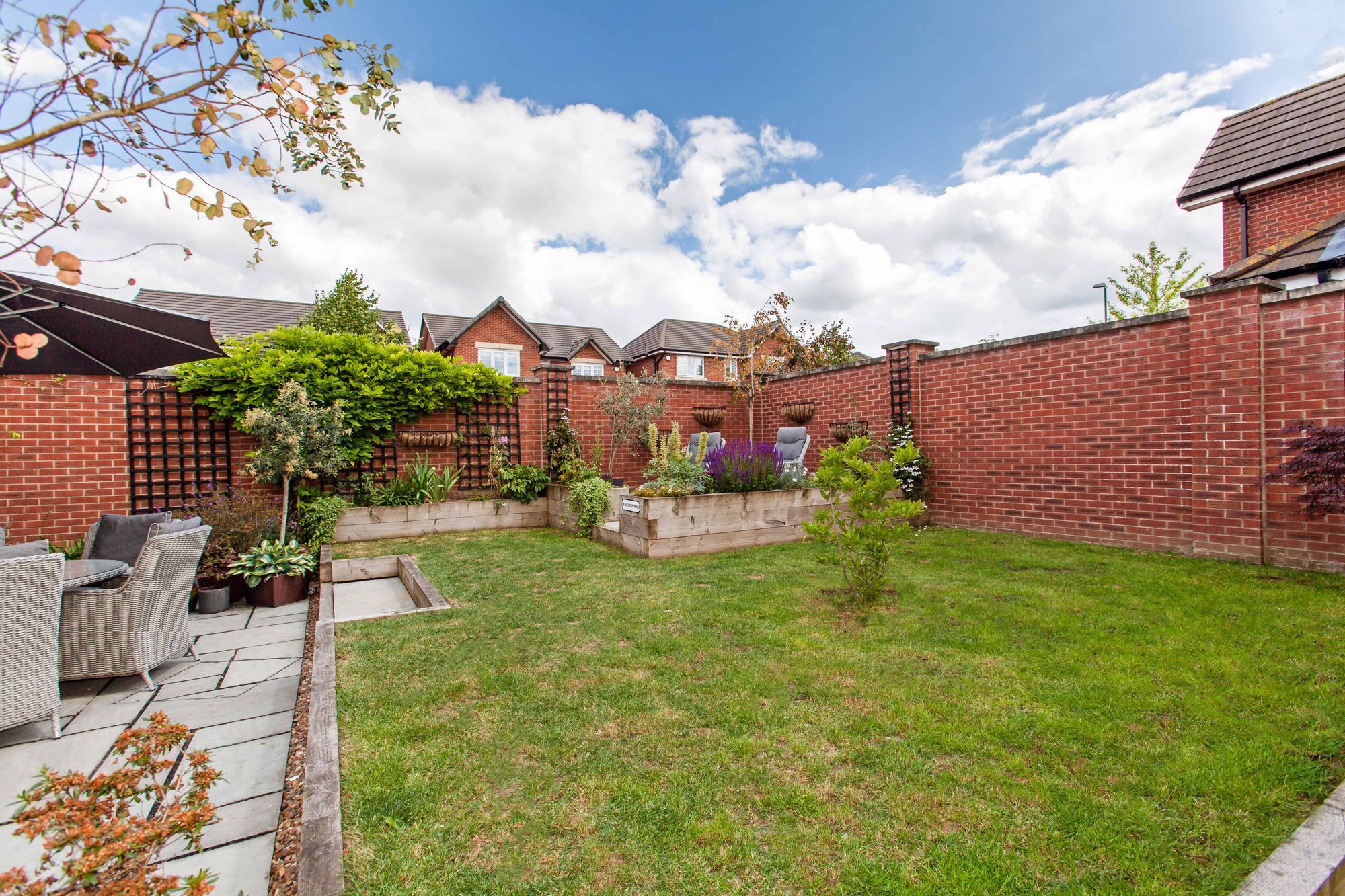 26HawkeBrookClose9.jpg