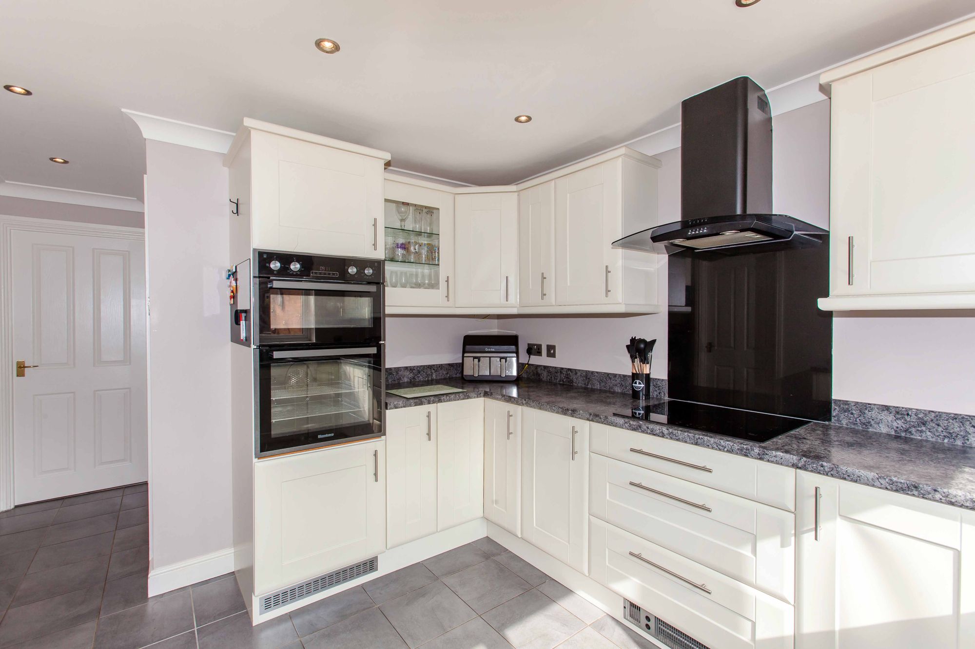 23ChatsworthClose6.jpg