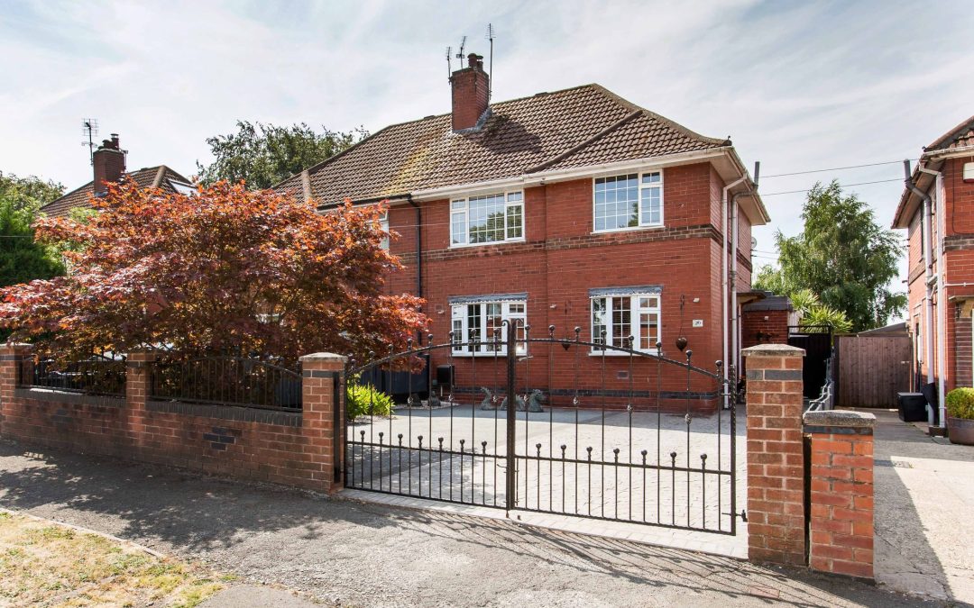 Park Avenue, Glapwell, S44