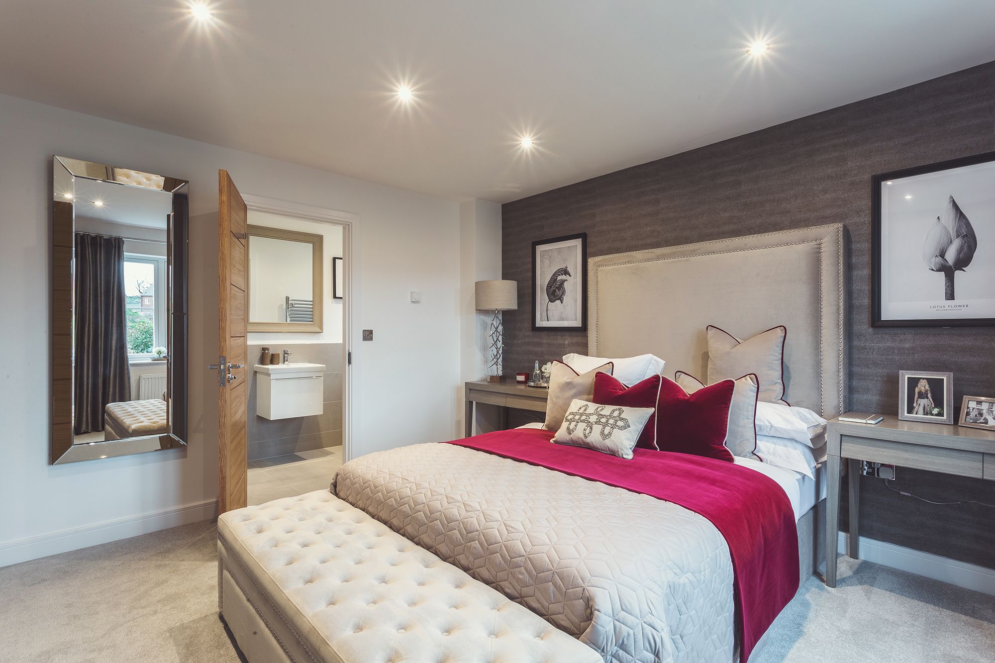 GlapwellBedroom.jpg