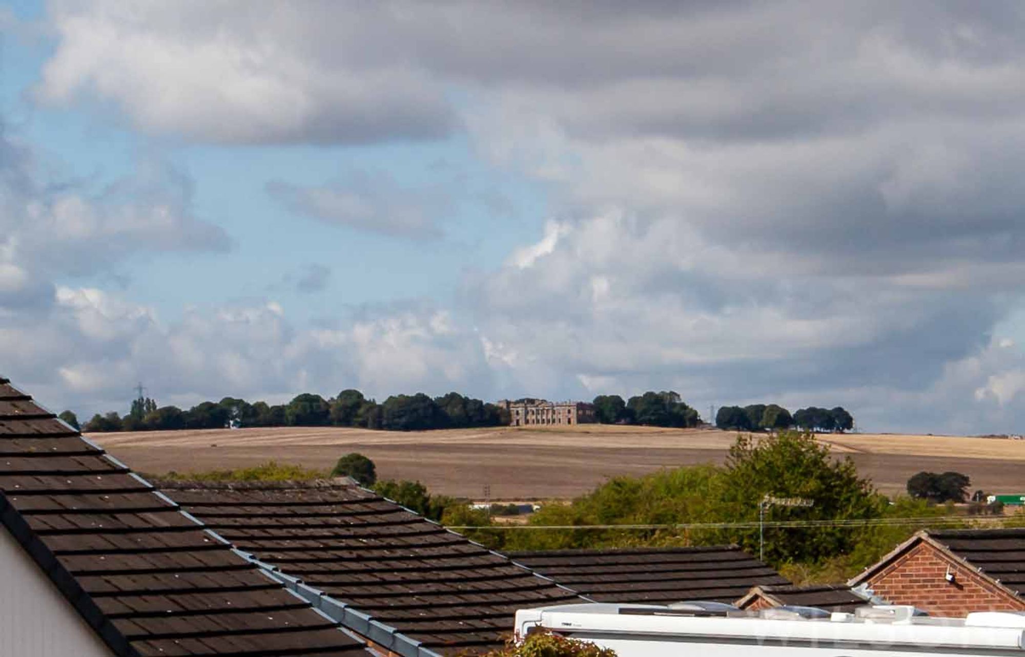 10SuttonHallRoad28.jpg