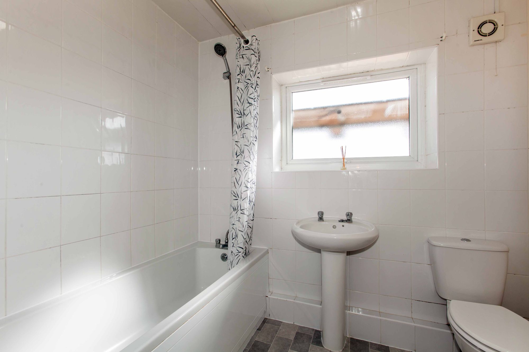 24RoseAve12.jpg