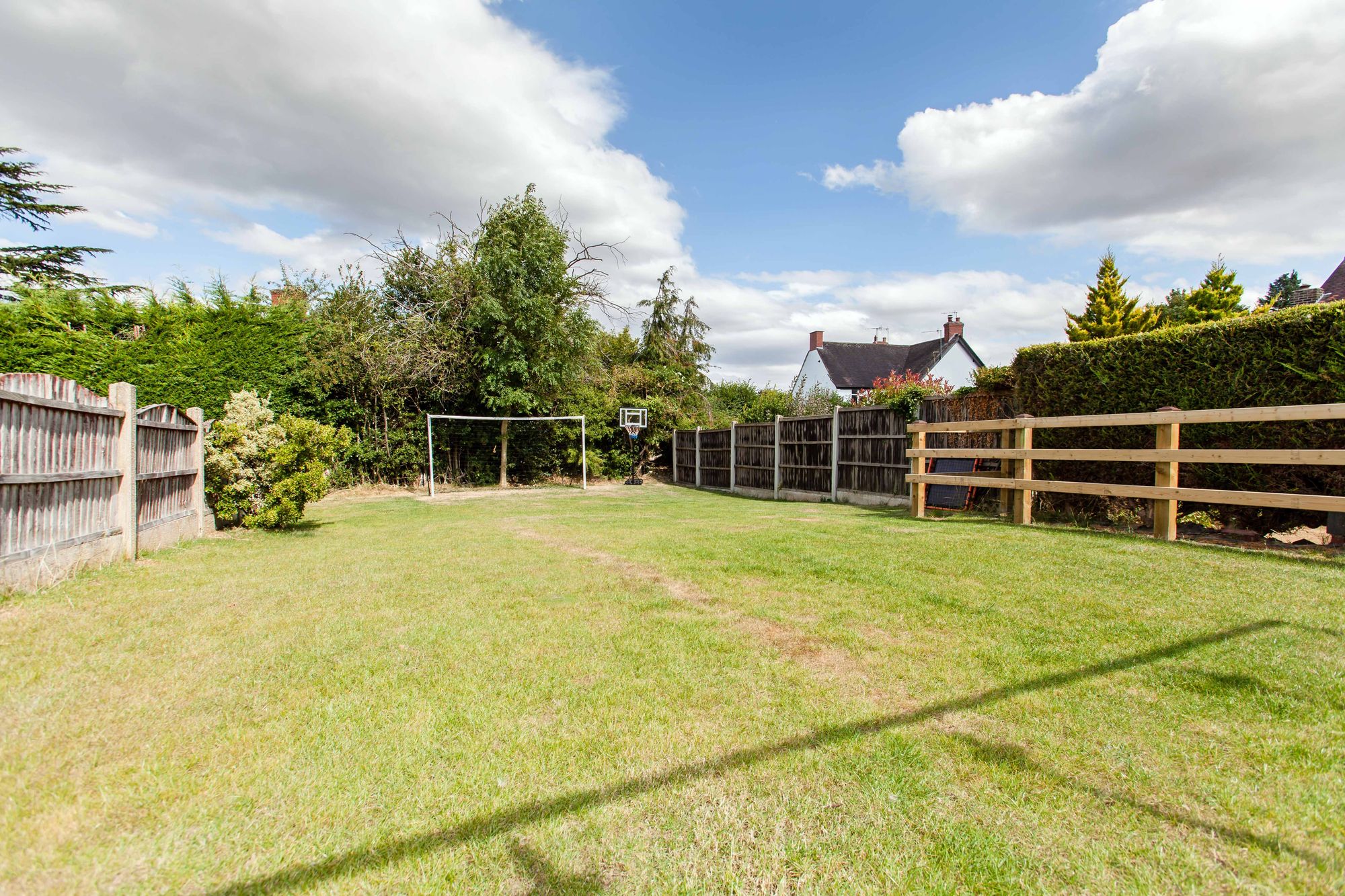 34QueenMaryRoad4.jpg