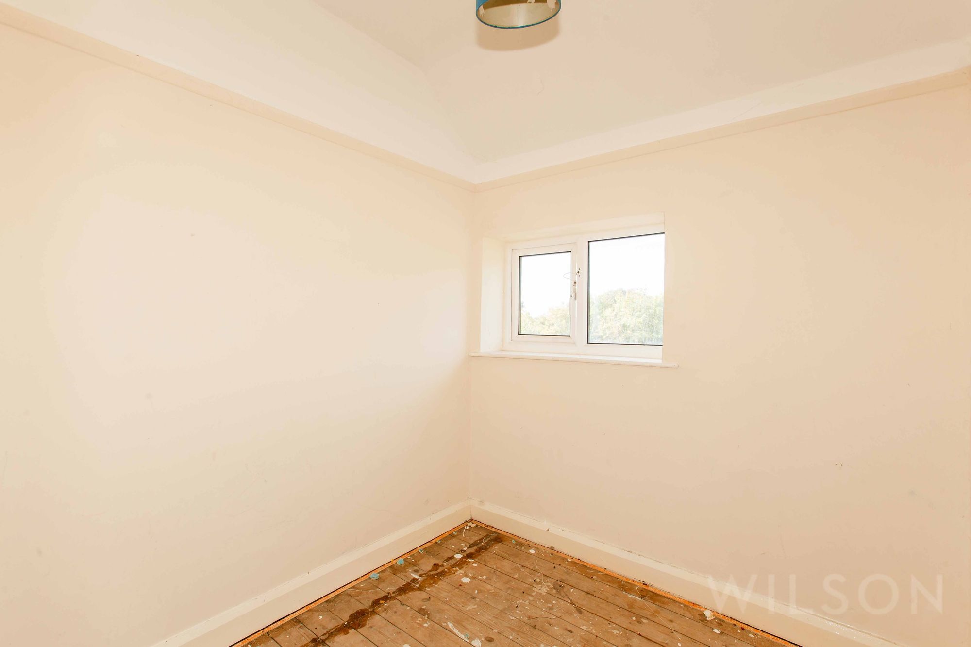 42WoodhouseLane10.jpg